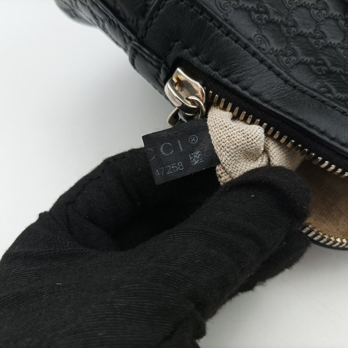 Pre-owned Gucci Microguccissima Black Leather 449654 shoulderbag | stylenewstar