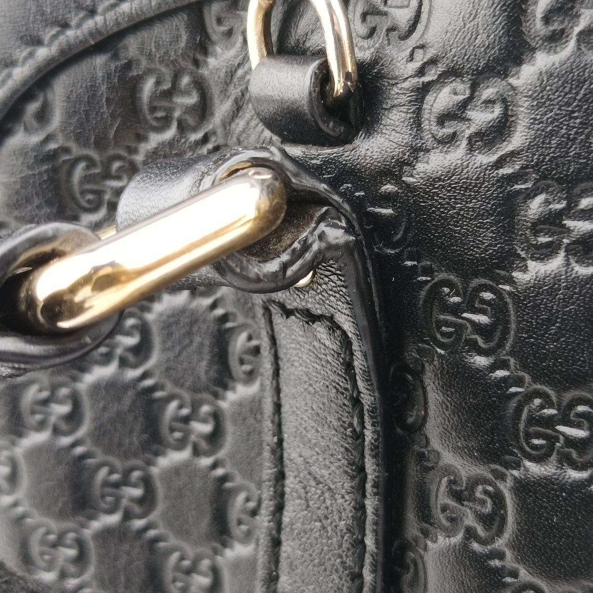 Pre-owned Gucci Microguccissima Black Leather 449654 shoulderbag | stylenewstar