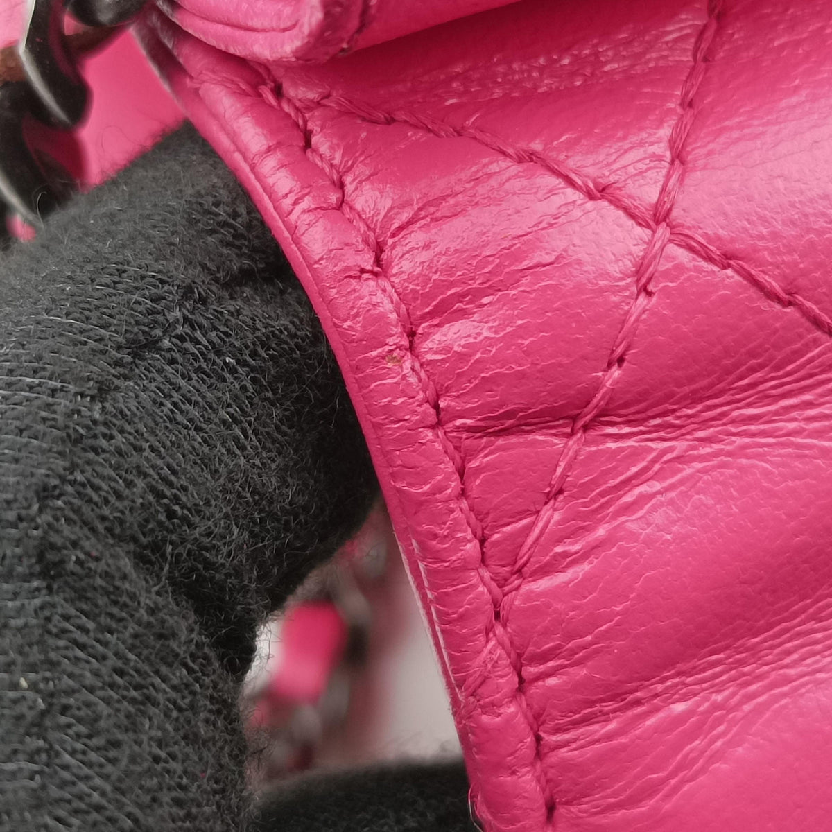 Secondhand Chanel Matelasse Pink Leather  shoulderbag | stylenewstar