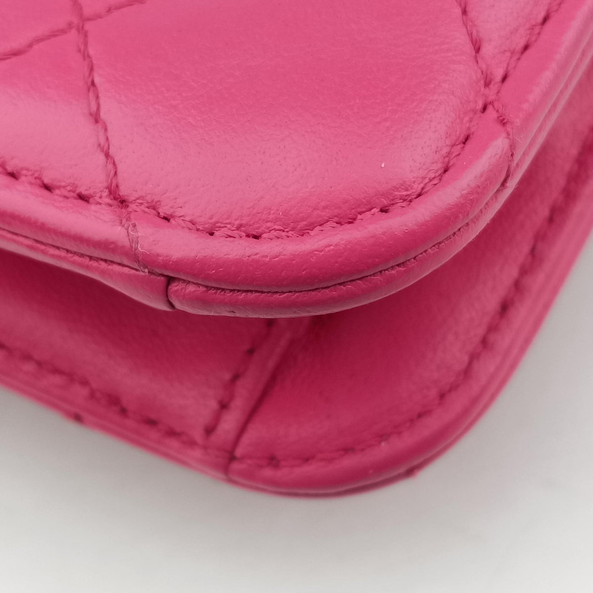 Secondhand Chanel Matelasse Pink Leather  shoulderbag | stylenewstar