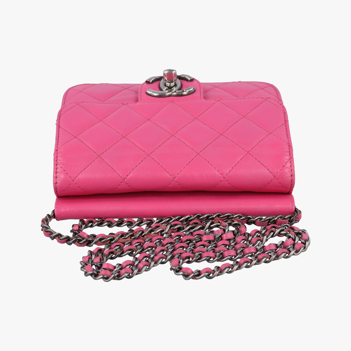 Secondhand Chanel Matelasse Pink Leather  shoulderbag | stylenewstar