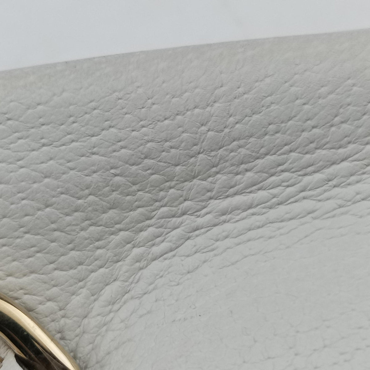 Pre-owned Gucci Abbey White Leather 130738 shoulderbag | stylenewstar