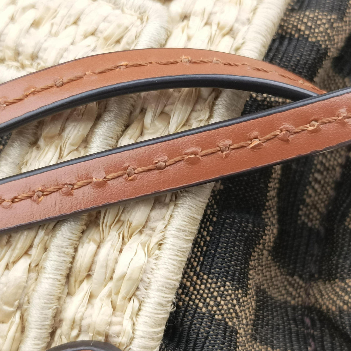 Pre-owned Fendi Nano Step Out IvoryxBrown Straw×Canvas×Leather 7AS189 shoulderbag | stylenewstar