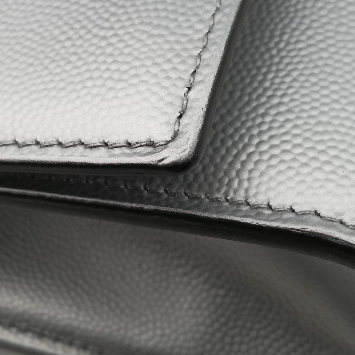 Pre-owned Yves Saint Laurent KATE Silver Leather 364021 shoulderbag | stylenewstar