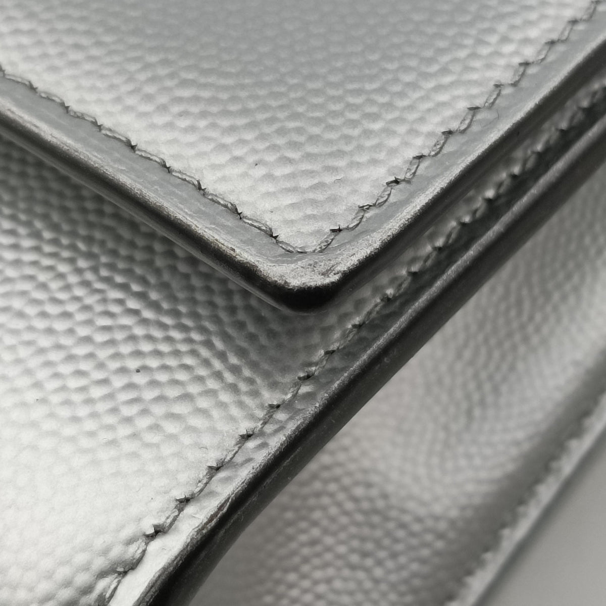 Pre-owned Yves Saint Laurent KATE Silver Leather 364021 shoulderbag | stylenewstar
