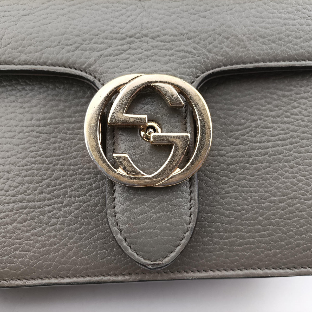 Pre-owned Gucci Interlocking G Grey Leather 510304 shoulderbag | stylenewstar
