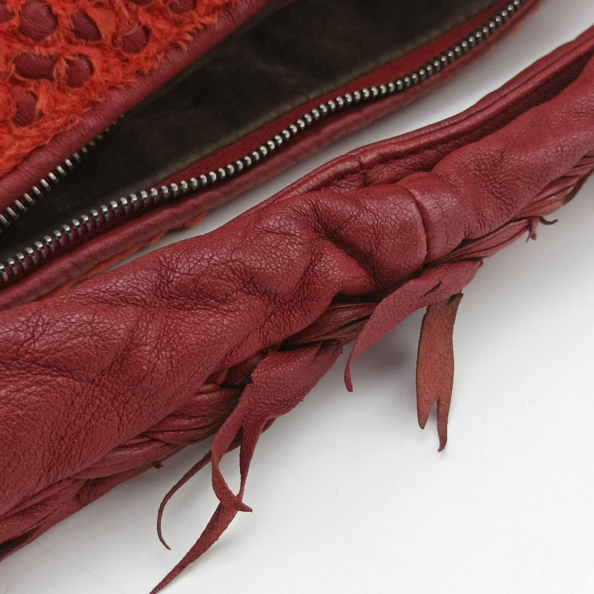 Pre-owned Bottega Veneta Intrecciato Red lambskin  handbag | stylenewstar