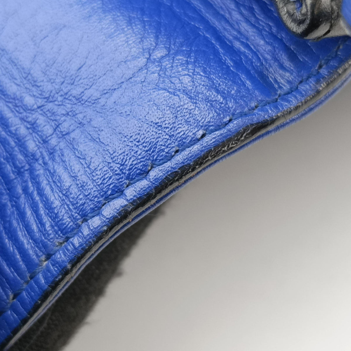 Pre-owned Bvlgari Isabella Rossellini Blue Leather  shoulderbag | stylenewstar