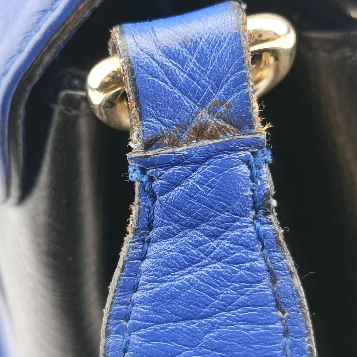 Pre-owned Bvlgari Isabella Rossellini Blue Leather  shoulderbag | stylenewstar