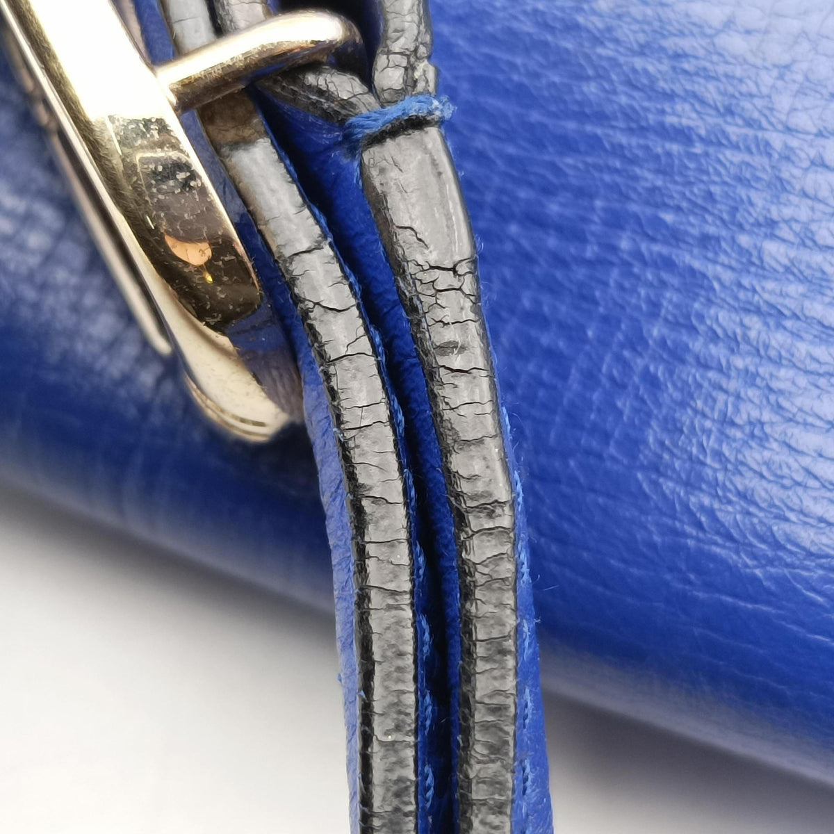 Pre-owned Bvlgari Isabella Rossellini Blue Leather  shoulderbag | stylenewstar