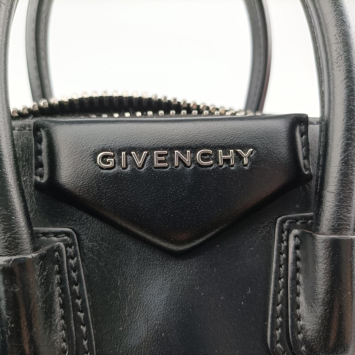 Vintage Givenchy Antigona Black Leather  shoulderbag | stylenewstar