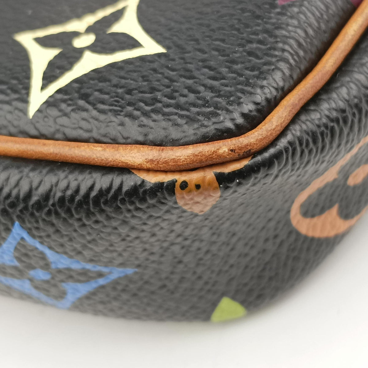 Pre-owned Louis Vuitton Pochette Accessoires Noir Monogram Multicolor M92648 handbag | stylenewstar