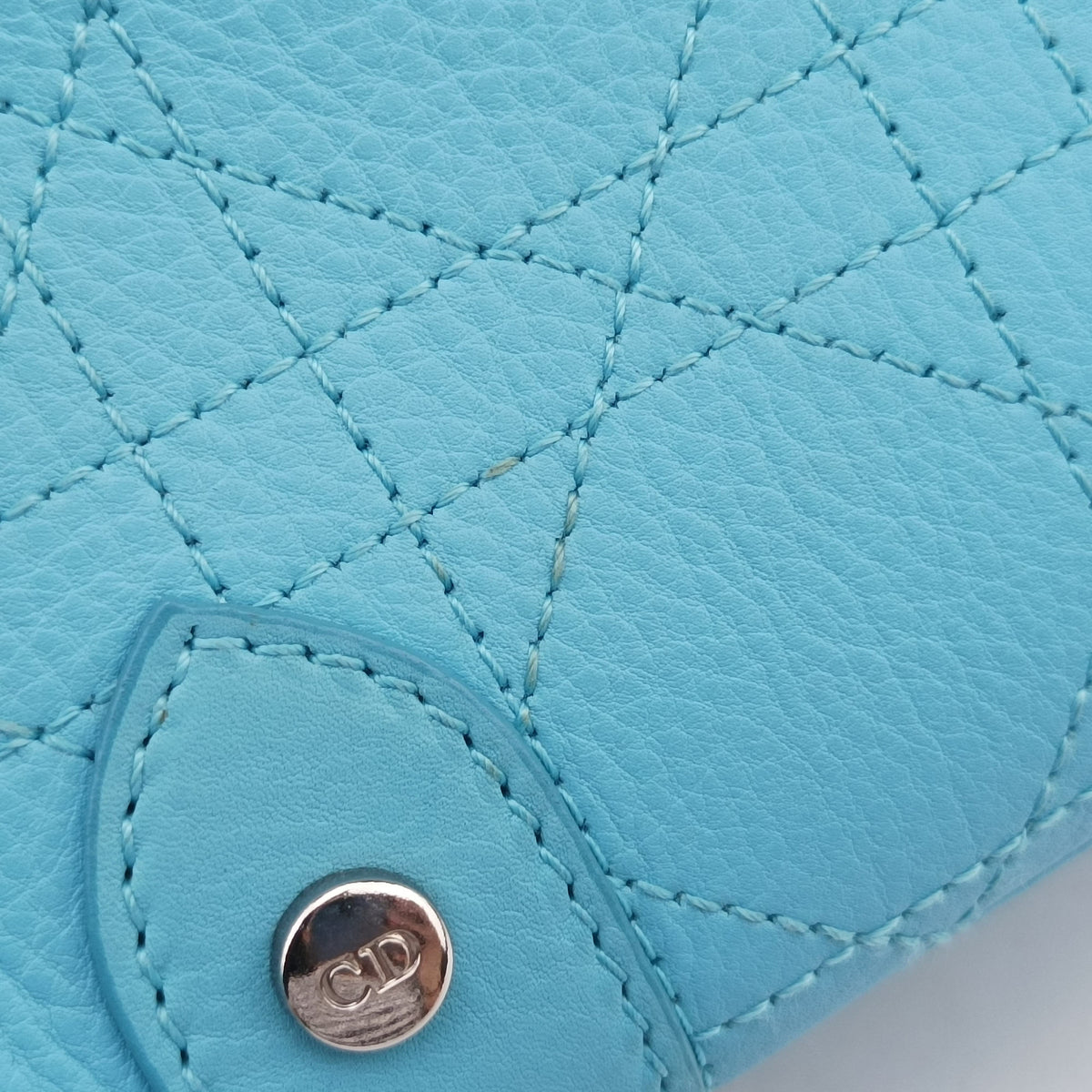 Pre-owned Christian Dior Lady D-Joy Blue leather  shoulderbag | stylenewstar