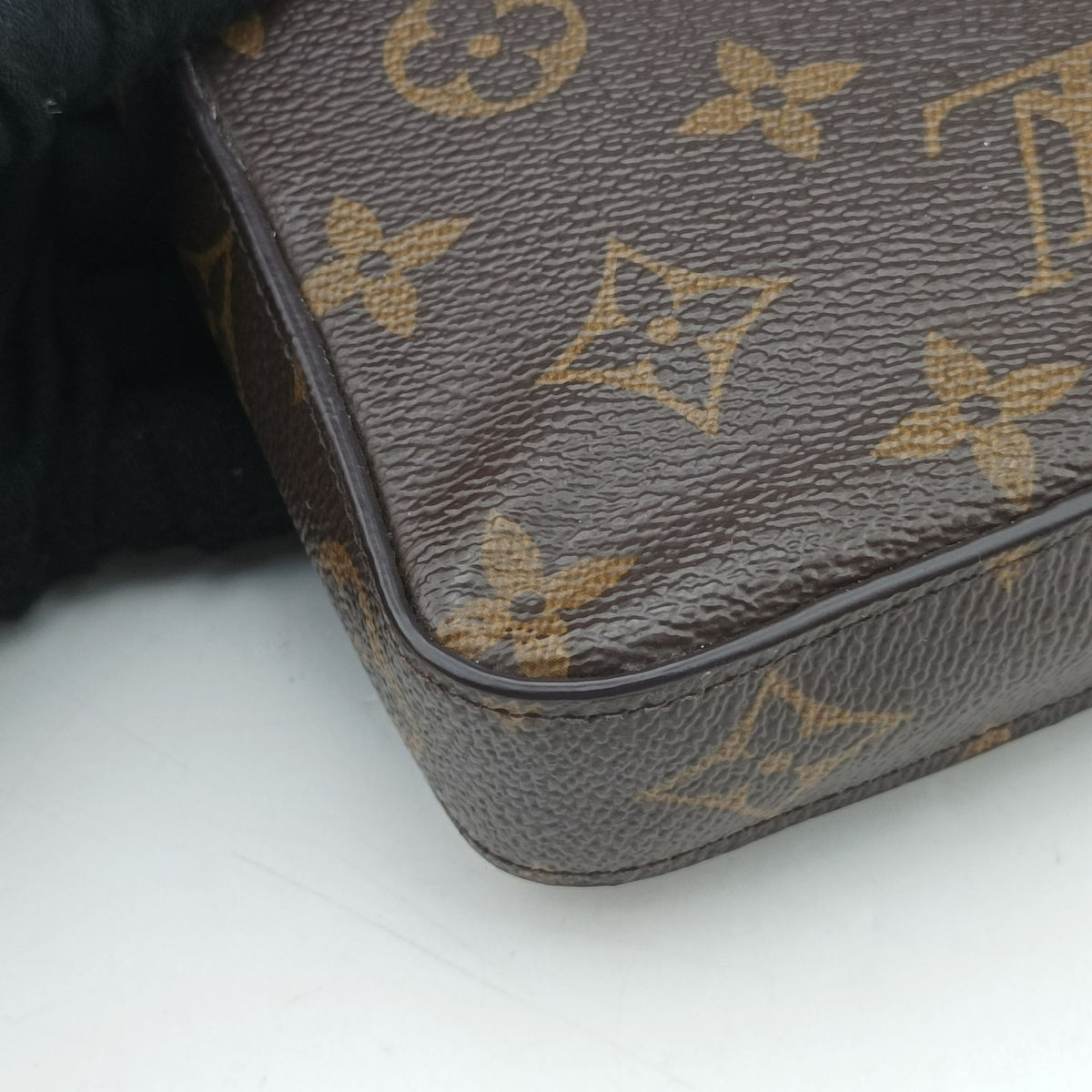 Pre-owned Louis Vuitton Pochette Felicie Brown Monogram Canvas M61276 shoulderbag | stylenewstar