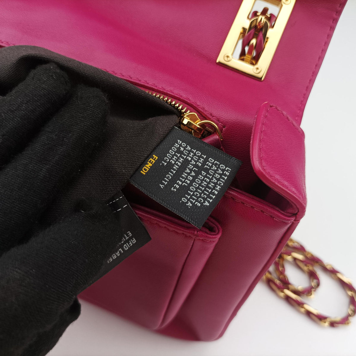 Pre-owned Fendi Be Baguette Rose Leather 8BR677 shoulderbag | stylenewstar
