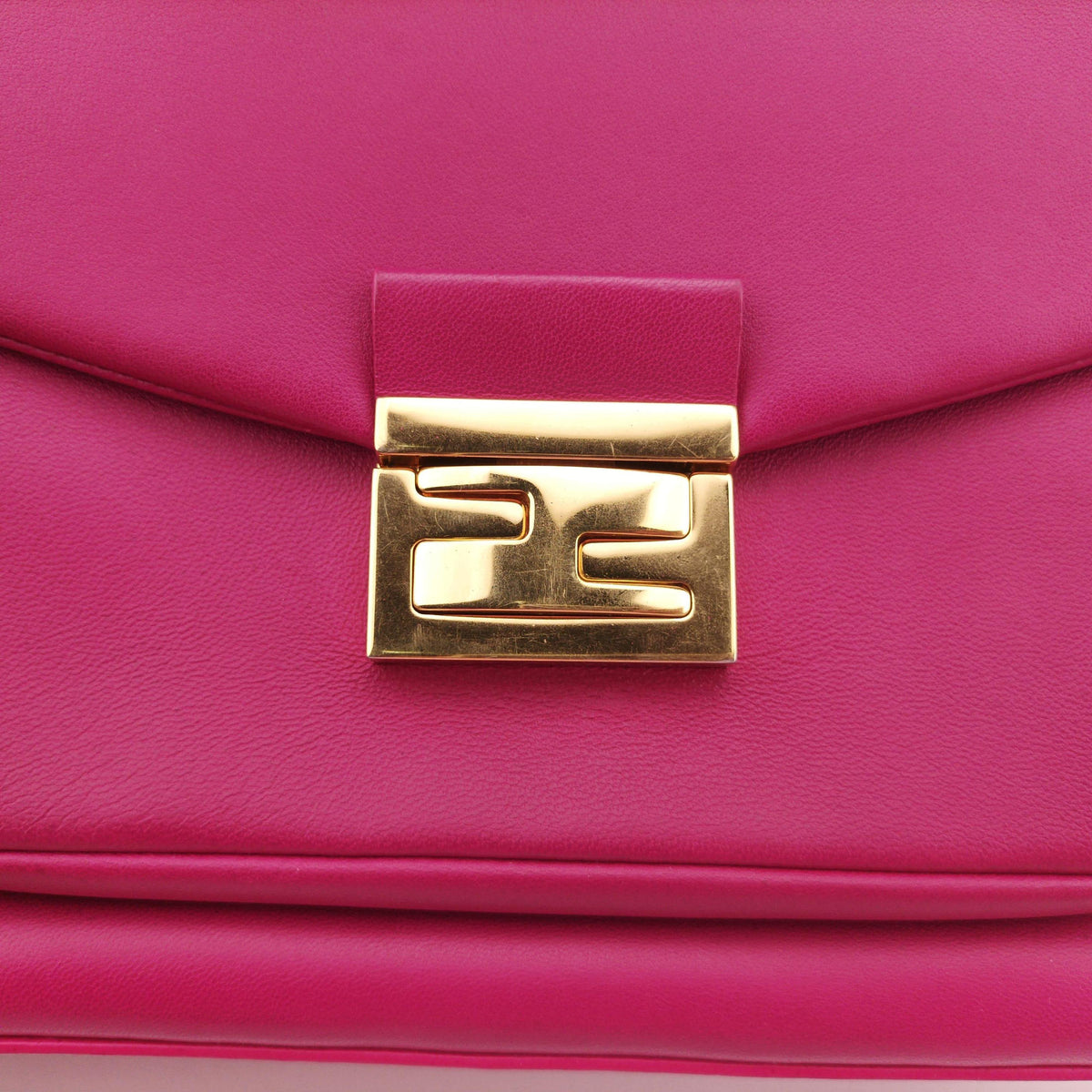 Pre-owned Fendi Be Baguette Rose Leather 8BR677 shoulderbag | stylenewstar