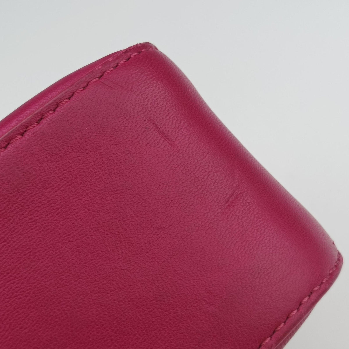 Pre-owned Fendi Be Baguette Rose Leather 8BR677 shoulderbag | stylenewstar