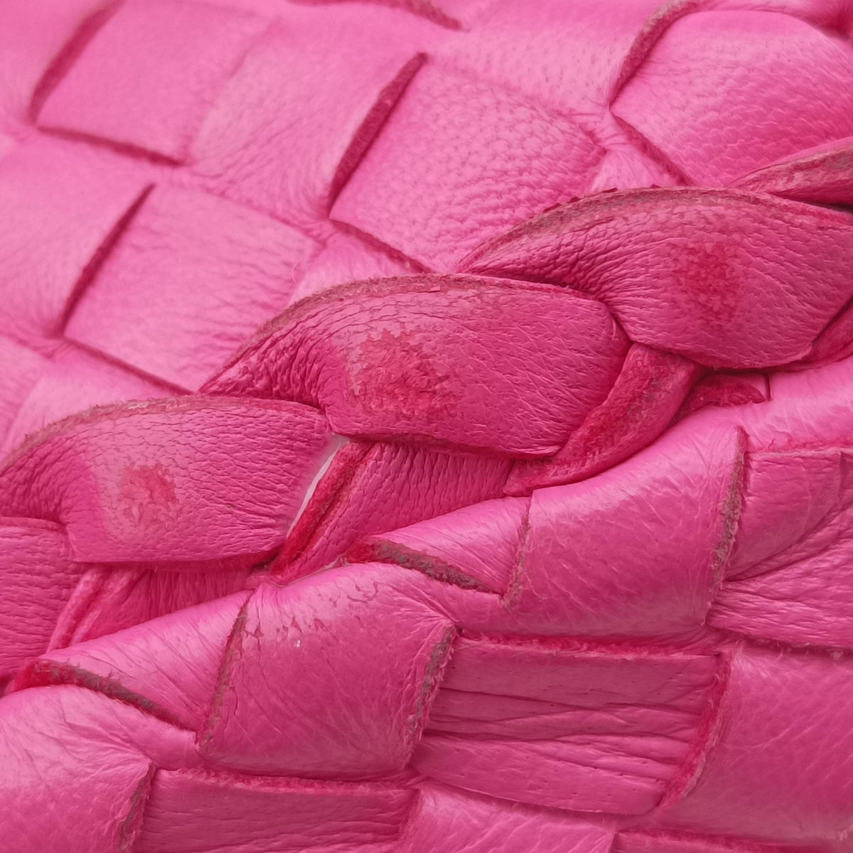 Pre-owned Bottega Veneta Intrecciato Rose lambskin  handbag | stylenewstar