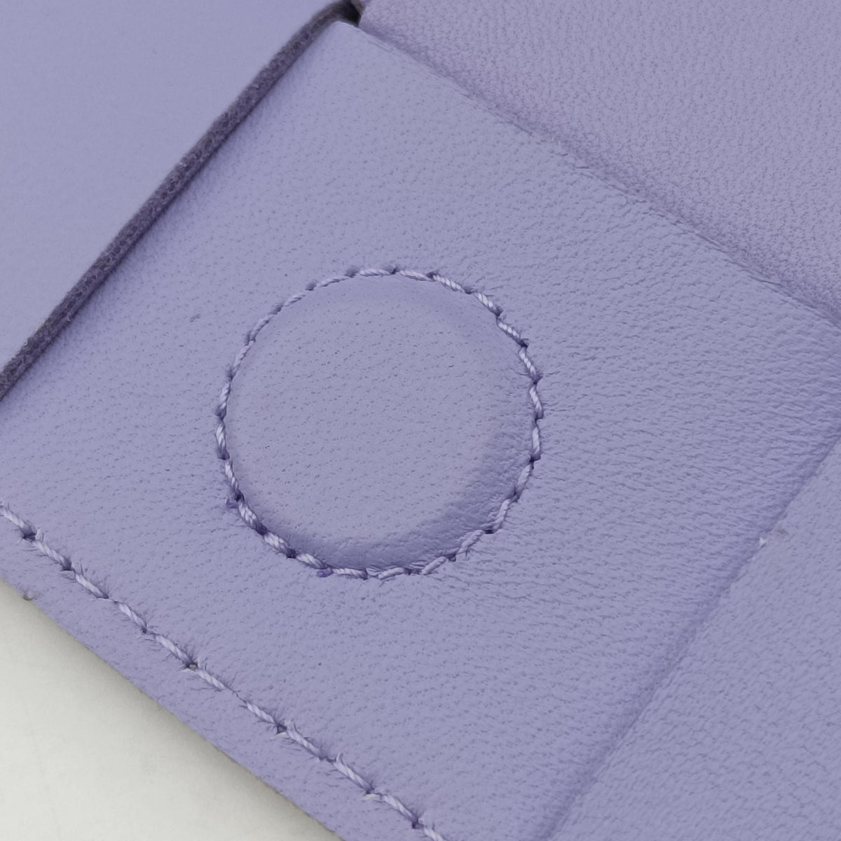 Pre-owned Bottega Veneta candy cassette Purple lambskin  shoulderbag | stylenewstar