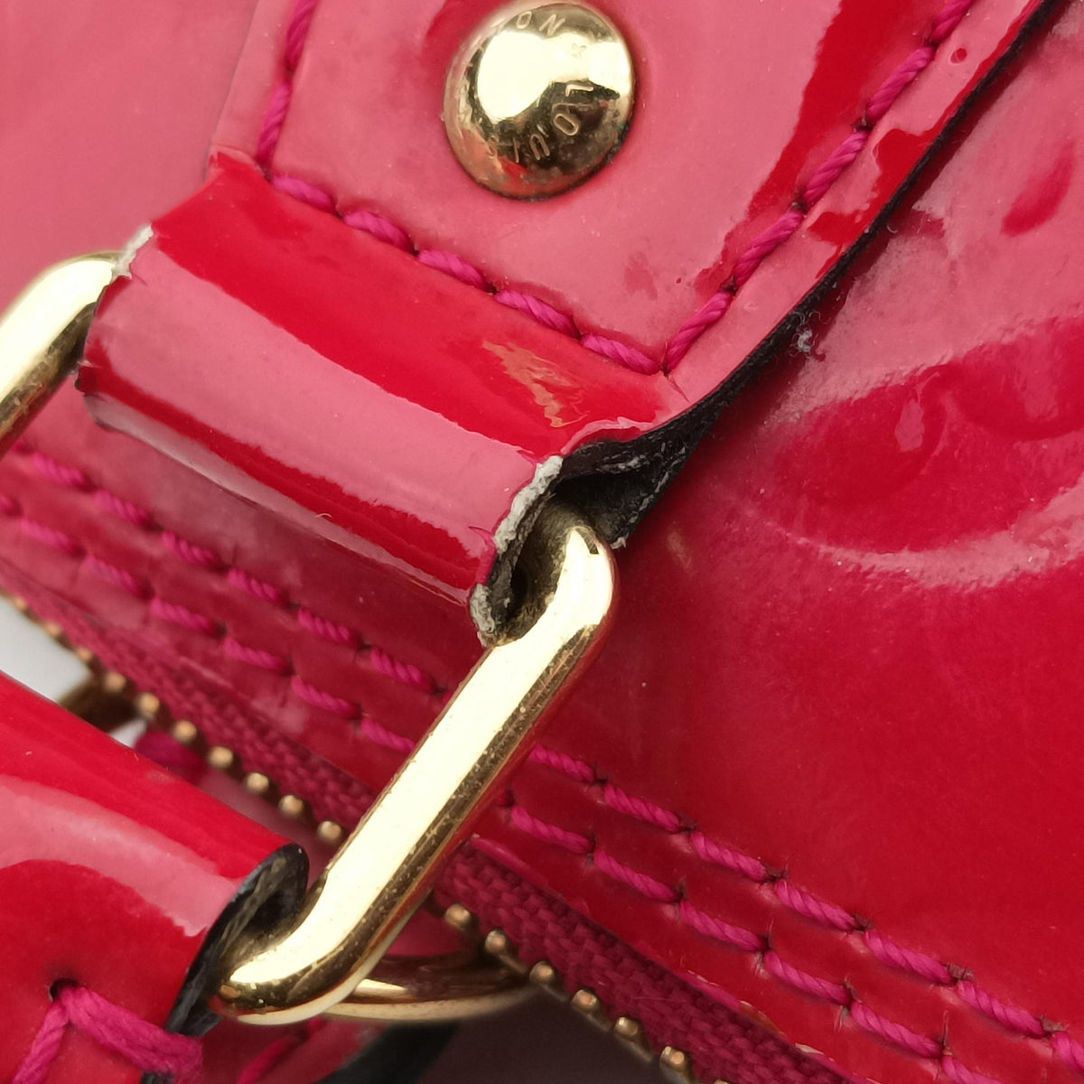 Pre-owned Louis Vuitton Alma PM pomme d'amour Vernis M90096 handbag | stylenewstar