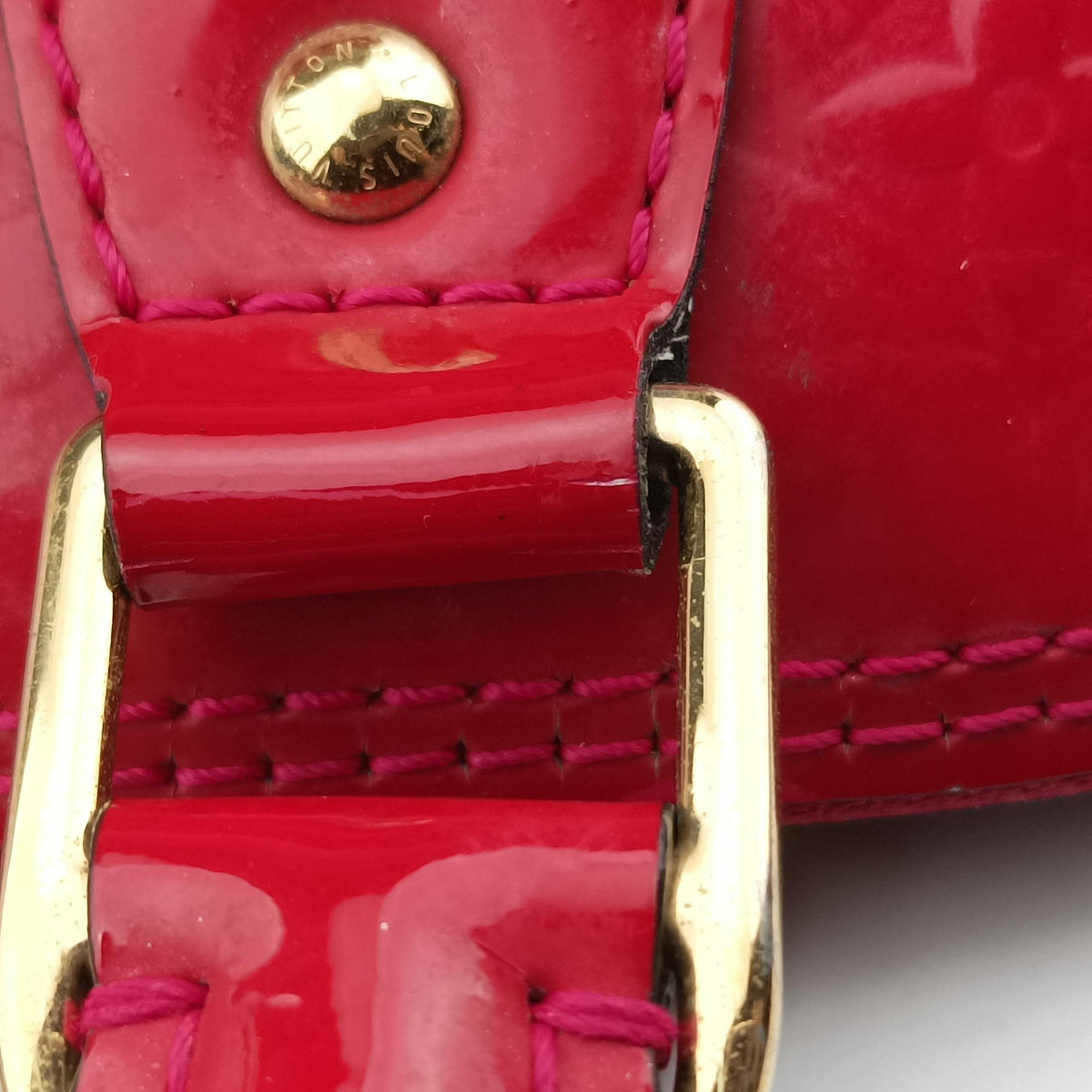 Pre-owned Louis Vuitton Alma PM pomme d'amour Vernis M90096 handbag | stylenewstar