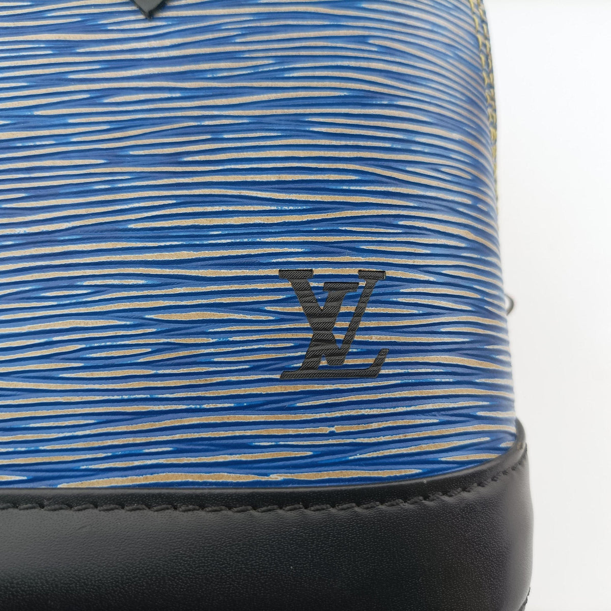 Secondhand Louis Vuitton Alma BB DENIM BLEU×black Epi M41437 handbag | stylenewstar