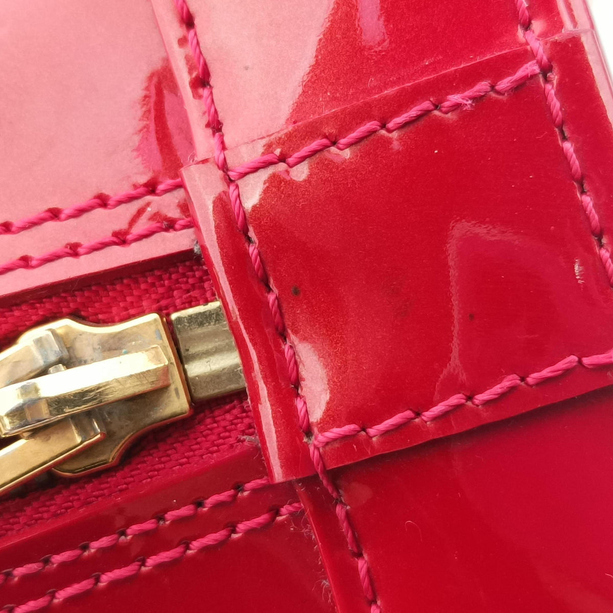 Pre-owned Louis Vuitton Alma BB pomme d'amour Vernis M90174 shoulderbag | stylenewstar