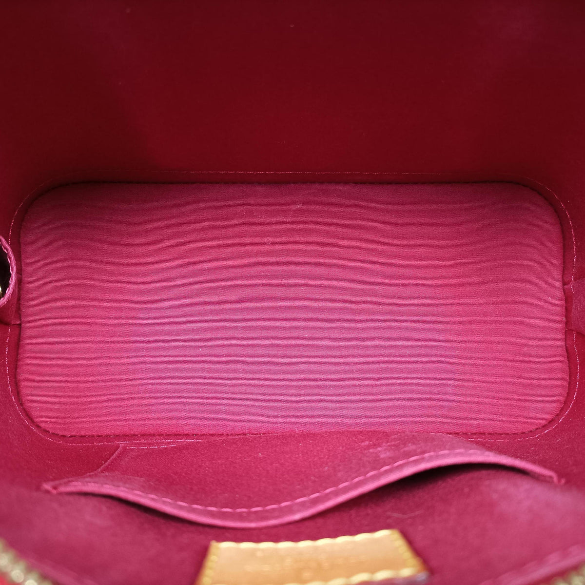 Pre-owned Louis Vuitton Alma BB pomme d'amour Vernis M90174 shoulderbag | stylenewstar