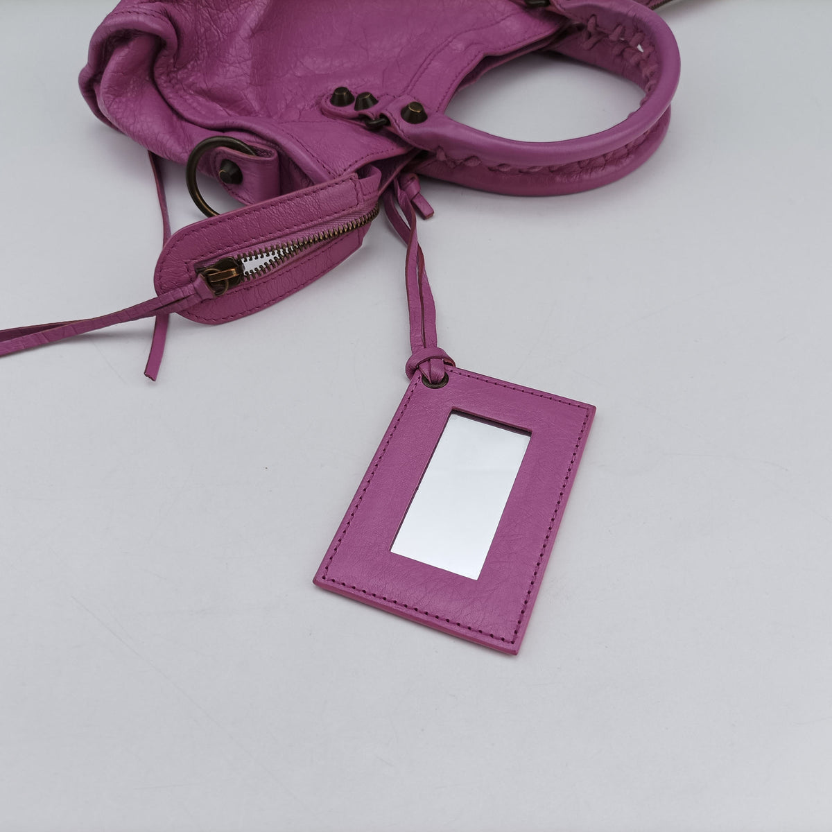 Vintage Balenciaga Classic City Mini Purple lambskin  shoulderbag | stylenewstar