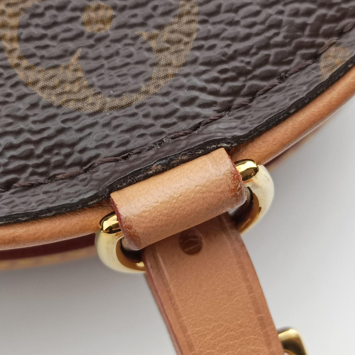 Vintage Louis Vuitton BOITE CHAPEAU Brown Monogram Canvas M44699 shoulderbag | stylenewstar