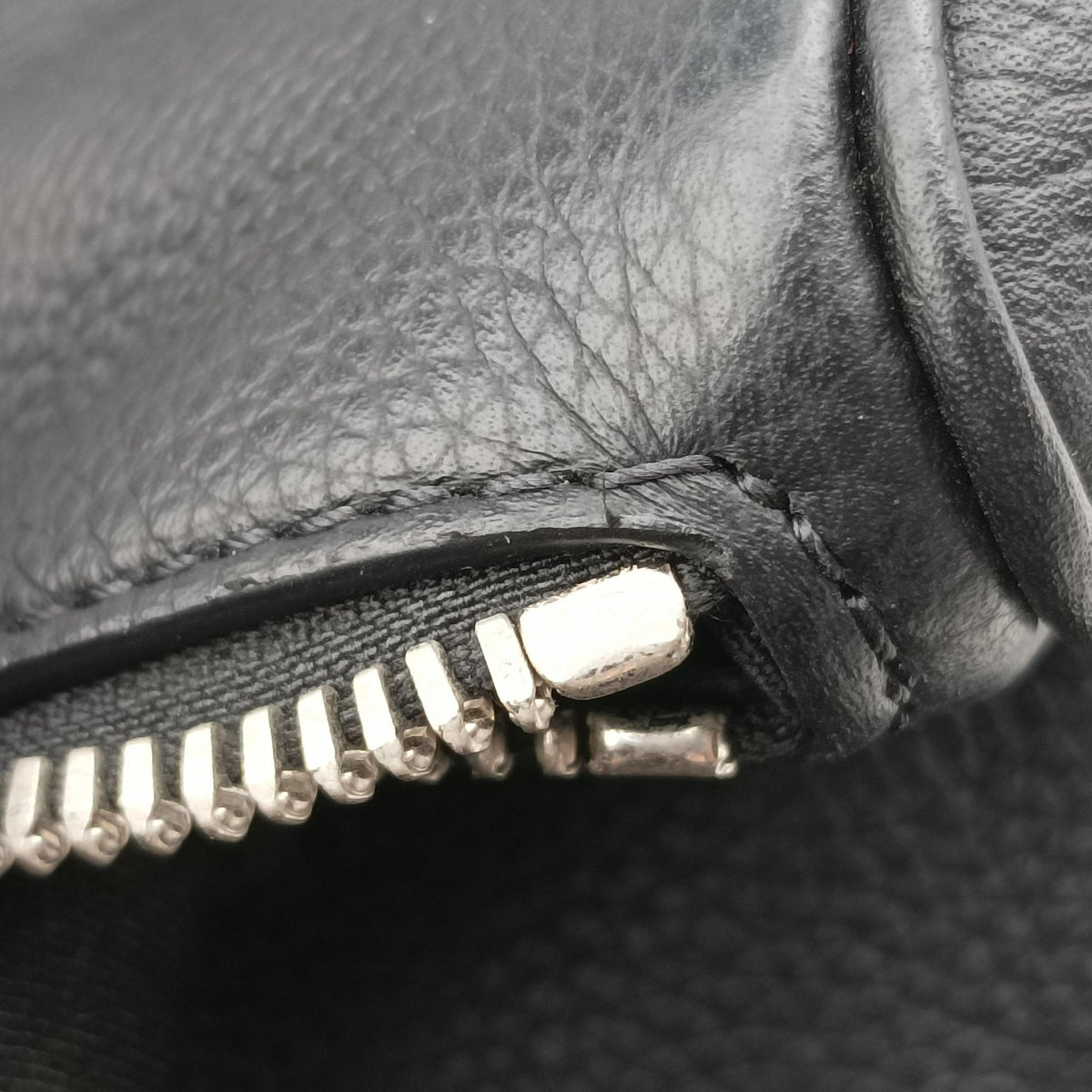 Pre-owned Christian Dior saddle Black leather  bum bag/waist bag | stylenewstar