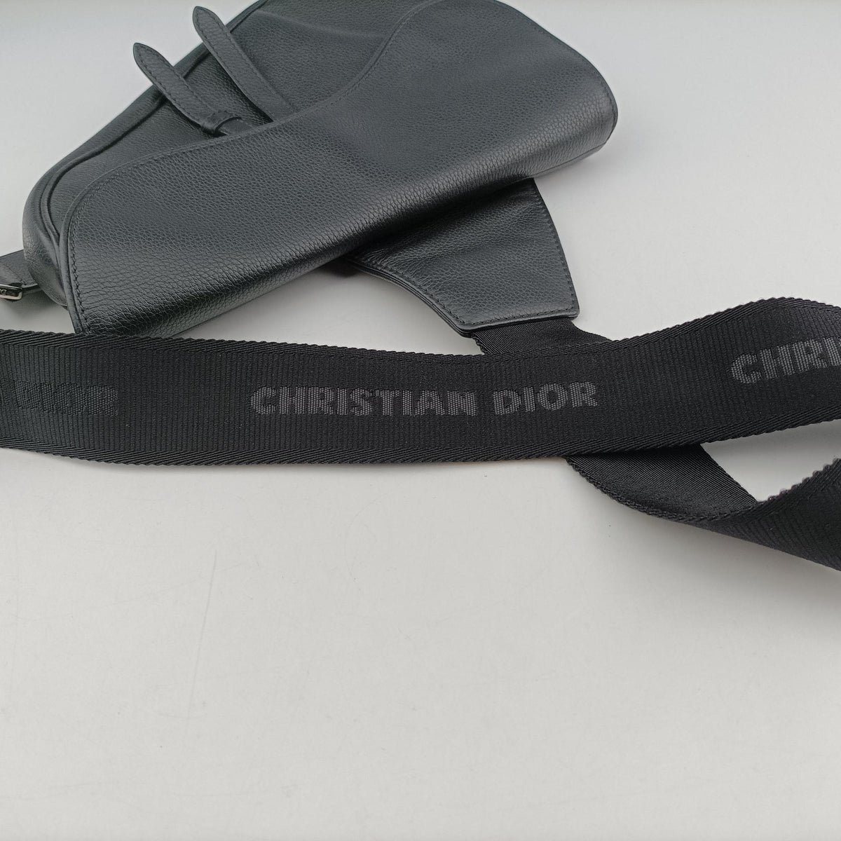 Pre-owned Christian Dior saddle Black leather  bum bag/waist bag | stylenewstar