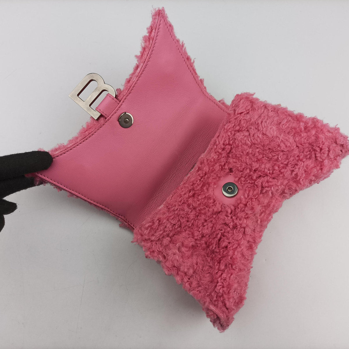 Secondhand Balenciaga Hourglass Pink wool 676384 shoulderbag | stylenewstar
