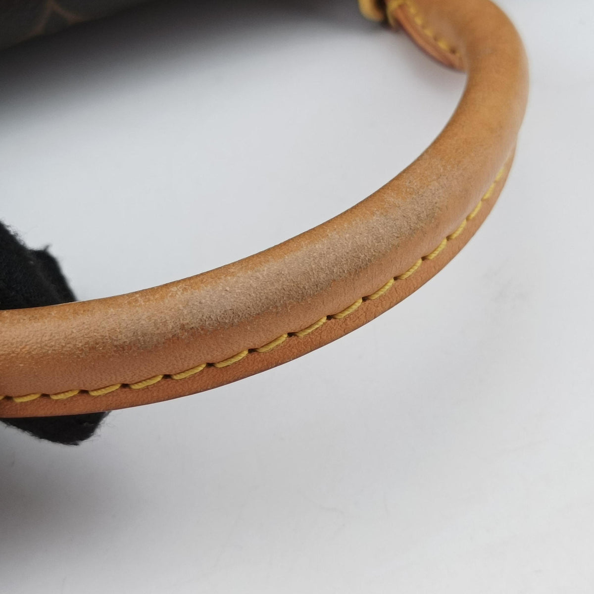 Secondhand Louis Vuitton MARIGNAN Brown × Coquelicot Monogram Canvas×calf leather M44286 shoulderbag | stylenewstar