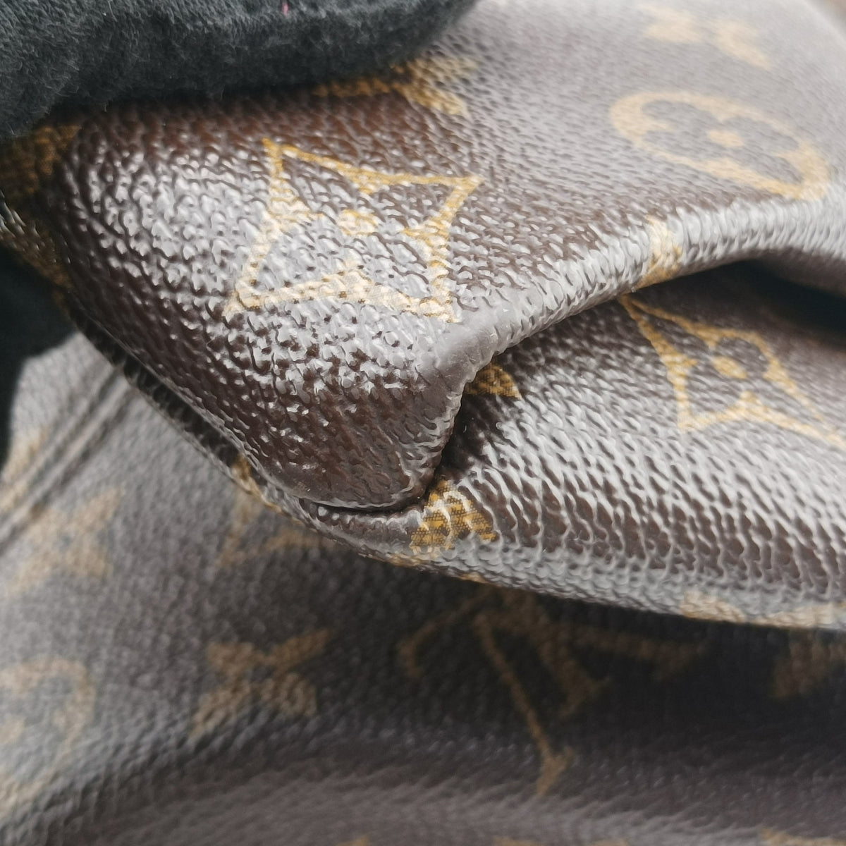 Pre-owned Louis Vuitton Artsy MM Brown Monogram canvas M40249 handbag | stylenewstar