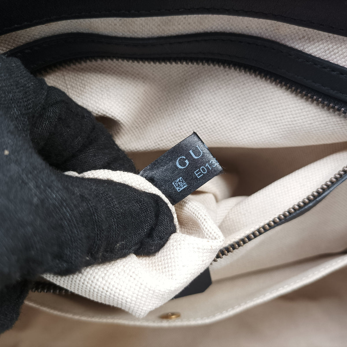 Pre-owned Gucci Bright Bit Black Patent 319795 shoulderbag | stylenewstar