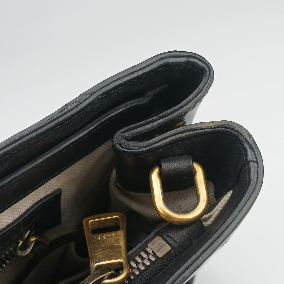 Pre-owned Gucci Bright Bit Black Patent 319795 shoulderbag | stylenewstar