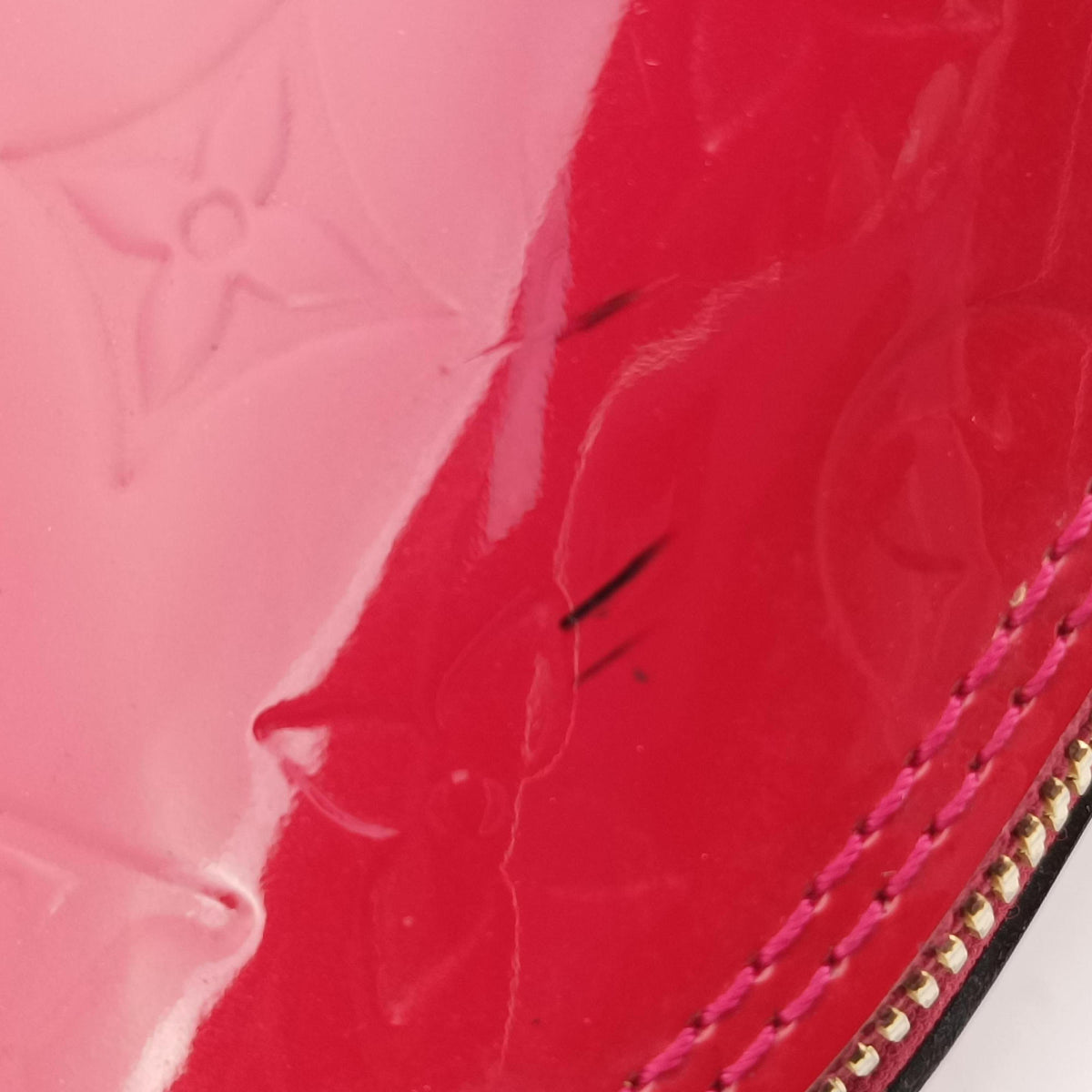 Pre-owned Louis Vuitton Alma BB pomme d'amour Vernis M90174 shoulderbag | stylenewstar