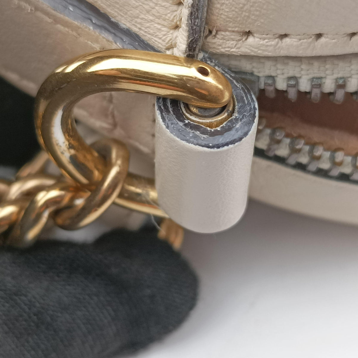 Secondhand Gucci GG Marmont White Leather 448065 shoulderbag | stylenewstar