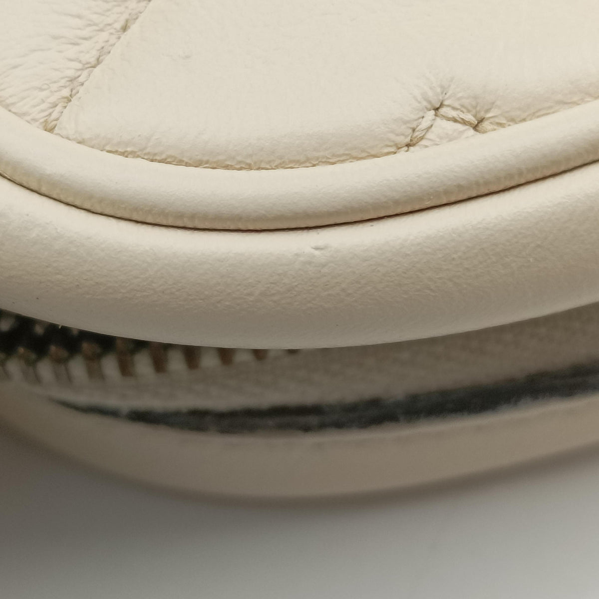 Secondhand Gucci GG Marmont White Leather 448065 shoulderbag | stylenewstar