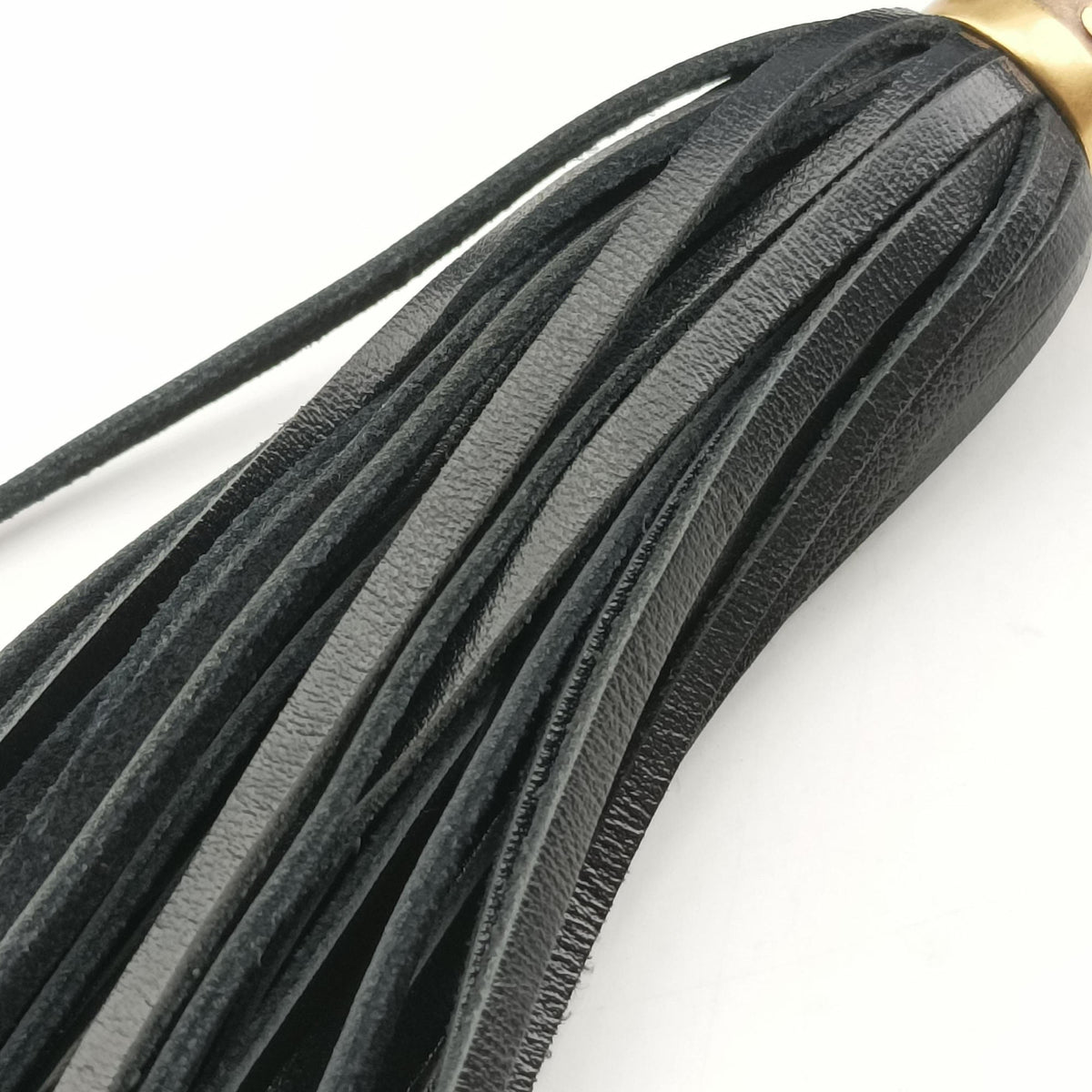 Pre-owned Yves Saint Laurent LOU camera Black Leather 534817 shoulderbag | stylenewstar