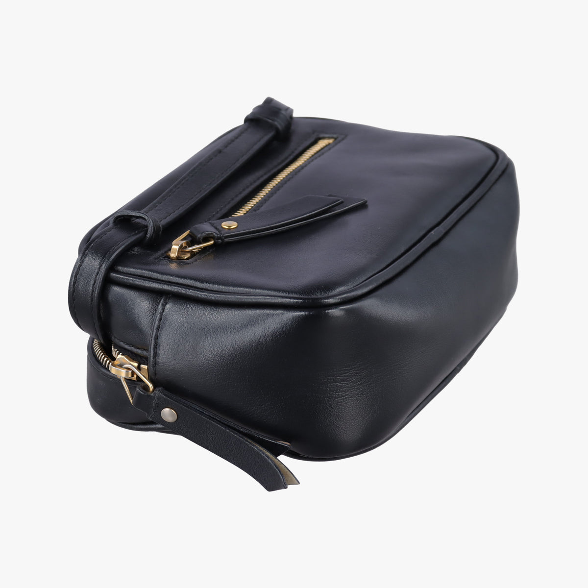 Pre-owned Yves Saint Laurent LOU camera Black Leather 534817 shoulderbag | stylenewstar