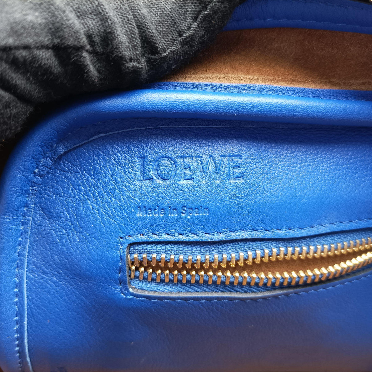Vintage Loewe Amazona Blue Leather  shoulderbag | stylenewstar