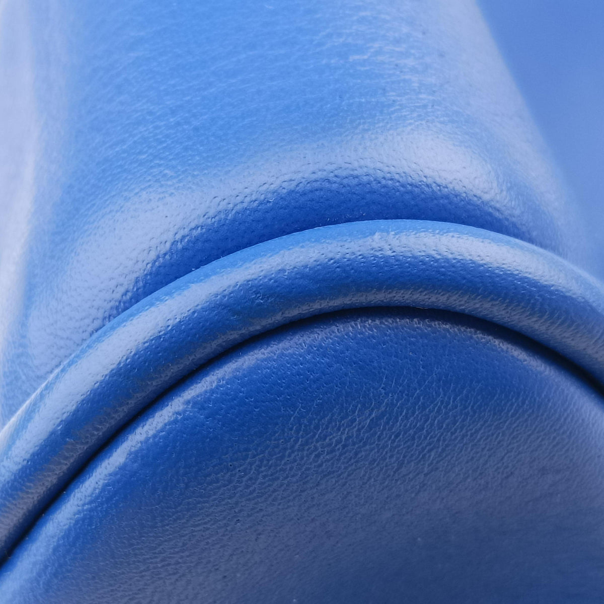 Vintage Loewe Amazona Blue Leather  shoulderbag | stylenewstar