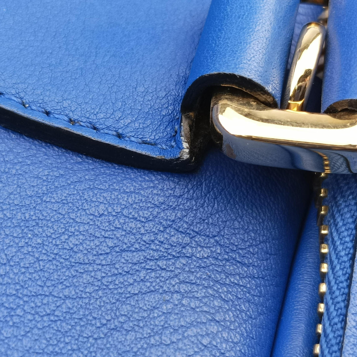 Vintage Loewe Amazona Blue Leather  shoulderbag | stylenewstar