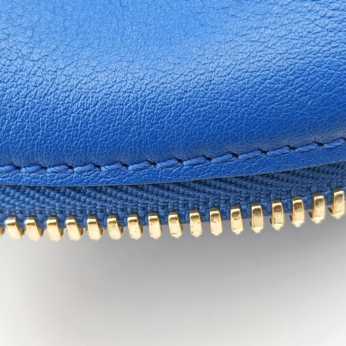 Vintage Loewe Amazona Blue Leather  shoulderbag | stylenewstar