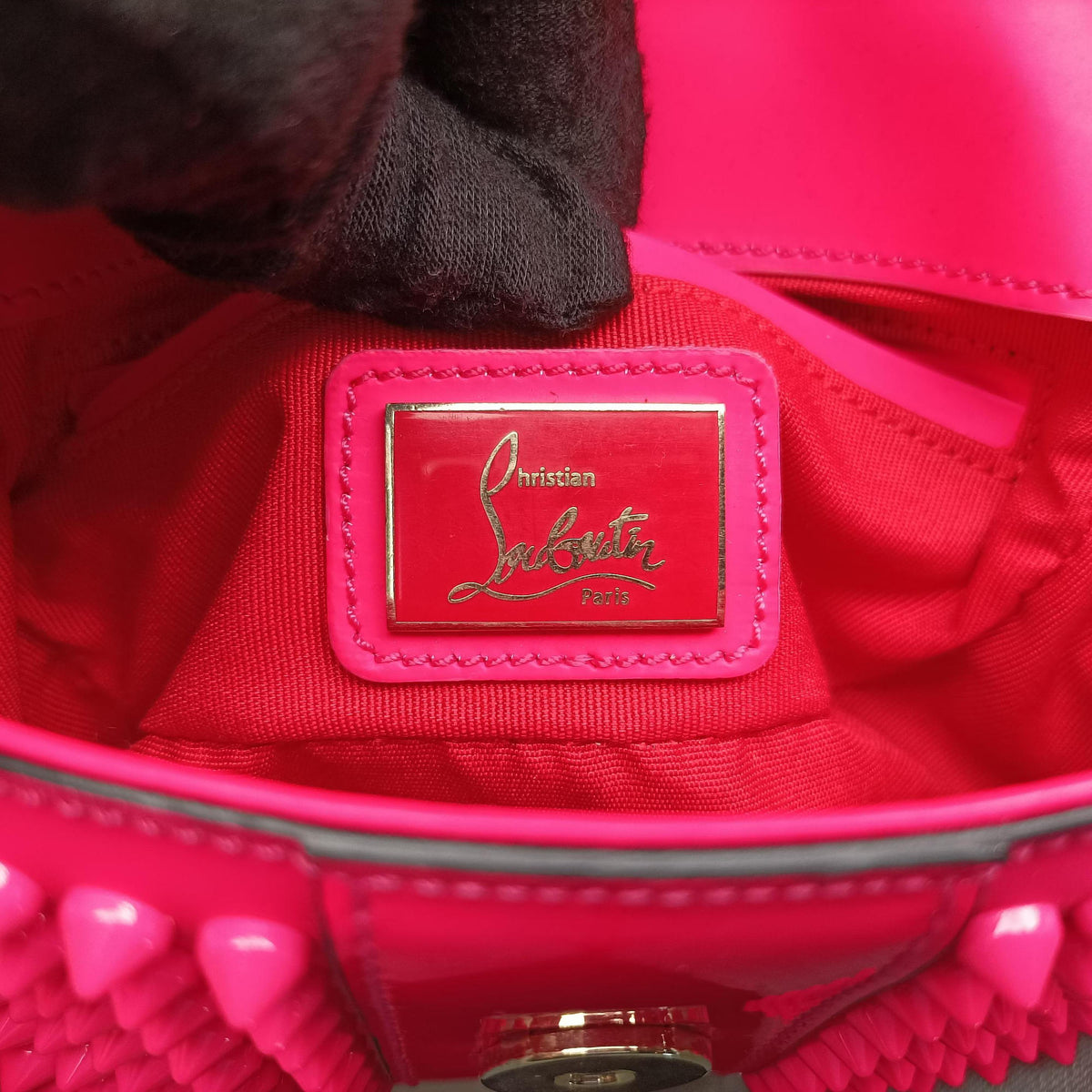 Pre-owned Christian Louboutin Sweet Charity Scarabe Spike Rose Patent Leather  shoulderbag | stylenewstar