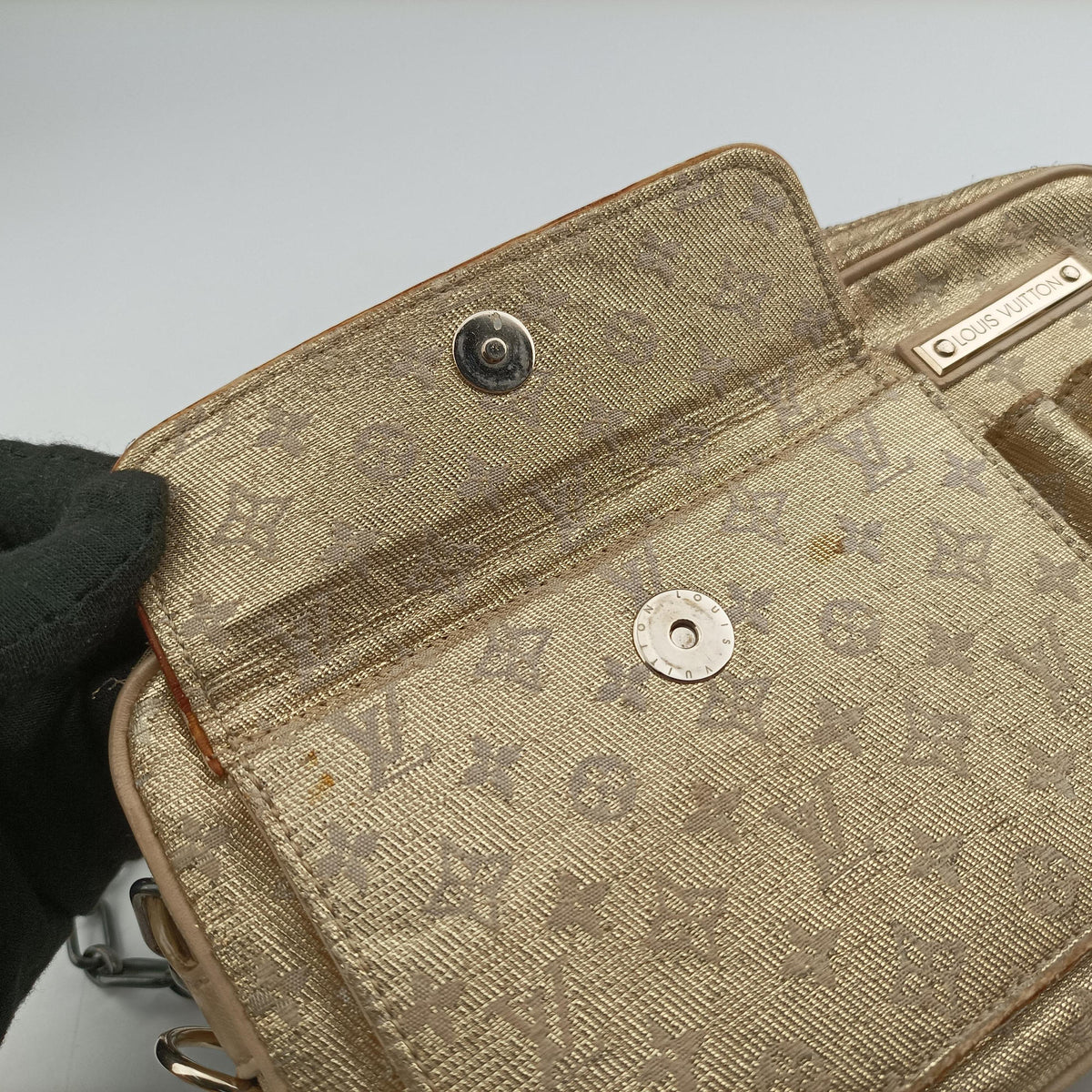Vintage Louis Vuitton Shine McKenna Golden Monogram Shine M92363 shoulderbag | stylenewstar