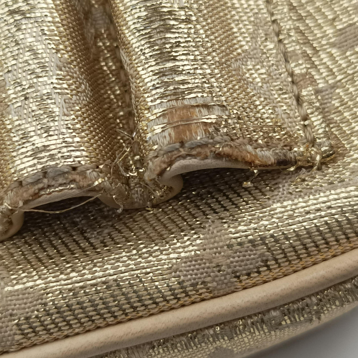 Vintage Louis Vuitton Shine McKenna Golden Monogram Shine M92363 shoulderbag | stylenewstar