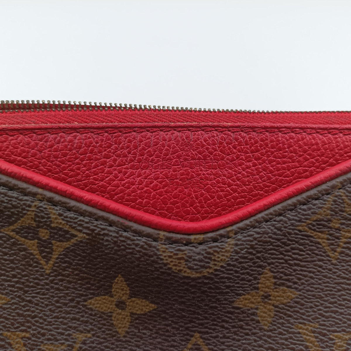 Vintage Louis Vuitton Pallas Clutch Brown x Cerise Monogram canvas M41638 shoulderbag | stylenewstar
